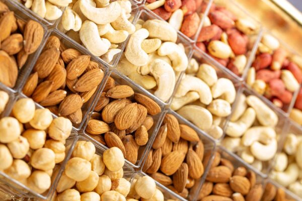 Variety of nuts–1 kg