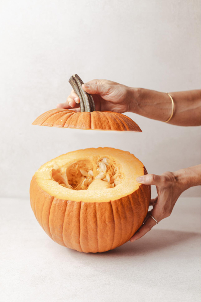 Halloween! Πως να σκαλίσετε την κολοκύθα σας βήμα-βήμα