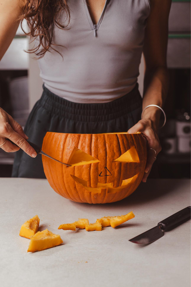Halloween! Πως να σκαλίσετε την κολοκύθα σας βήμα-βήμα