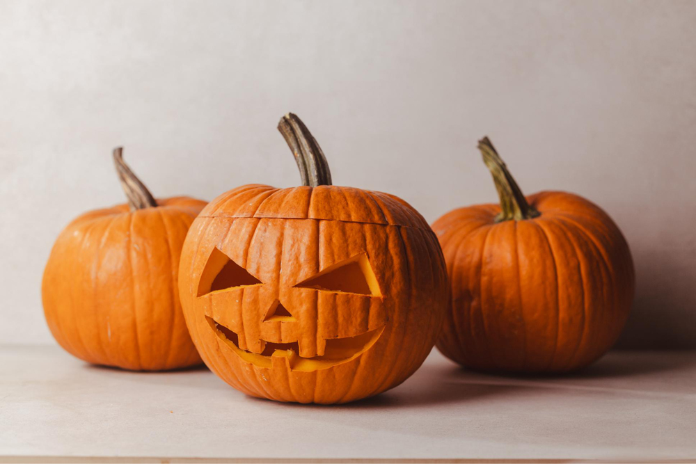 Halloween! Πως να σκαλίσετε την κολοκύθα σας βήμα-βήμα