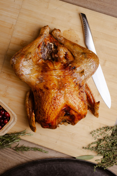 To κόψιμο της γαλοπούλας βήμα-βήμα To κόψιμο της γαλοπούλας βήμα-βήμα