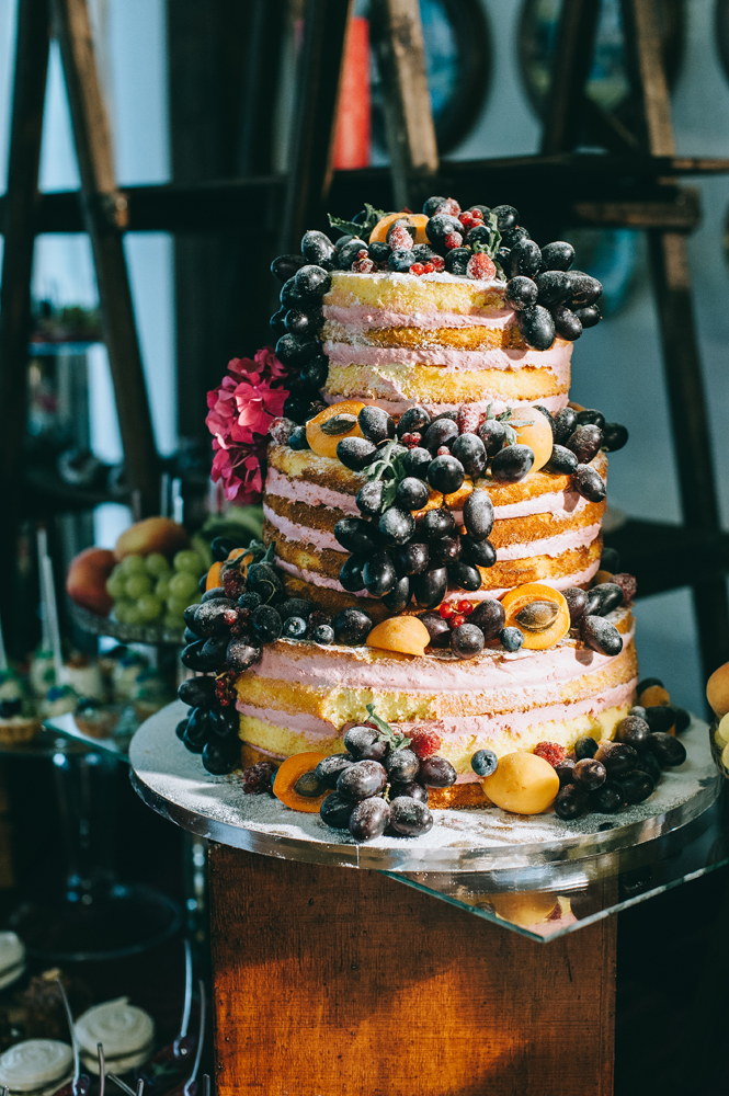 Οι κυρίαρχες τάσεις στις γαμήλιες τούρτες για το 2026