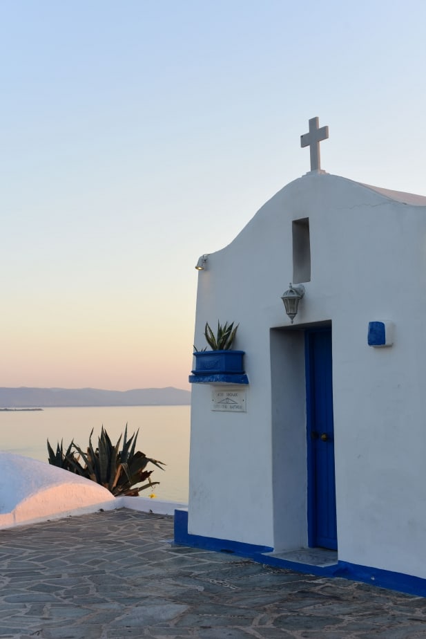 Εκκλησάκια για γάμο στην Αττική, με προαύλιο