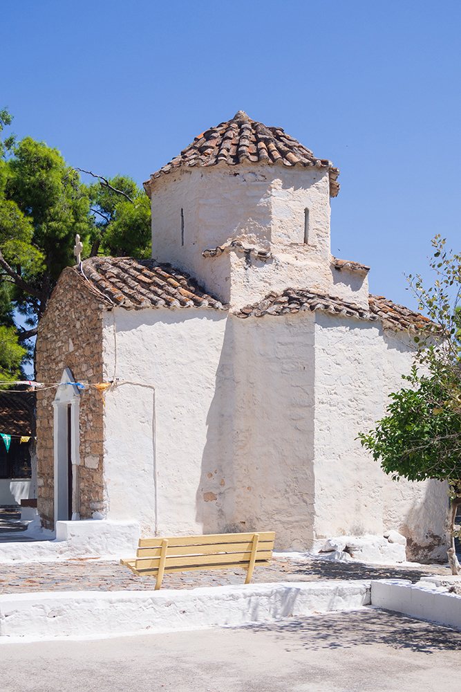 Εκκλησάκια για γάμο στην Αττική, με προαύλιο